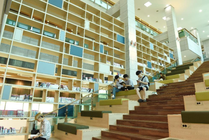 釜慶大学校
